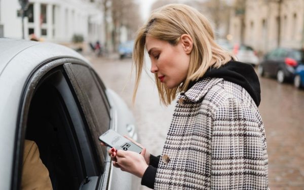 Aplicaciones de transporte quedarán reglamentadas en breve