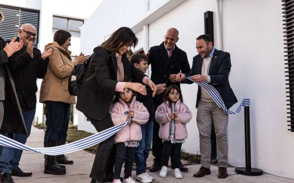 Junta Departamental canaria renovó edificio y concepto “mas democrático”