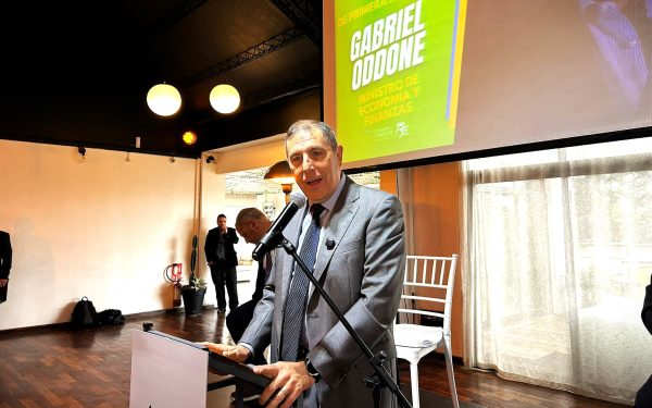 Gabriel Oddone advierte crecimiento urbano sin planificación en la costa de Canelones